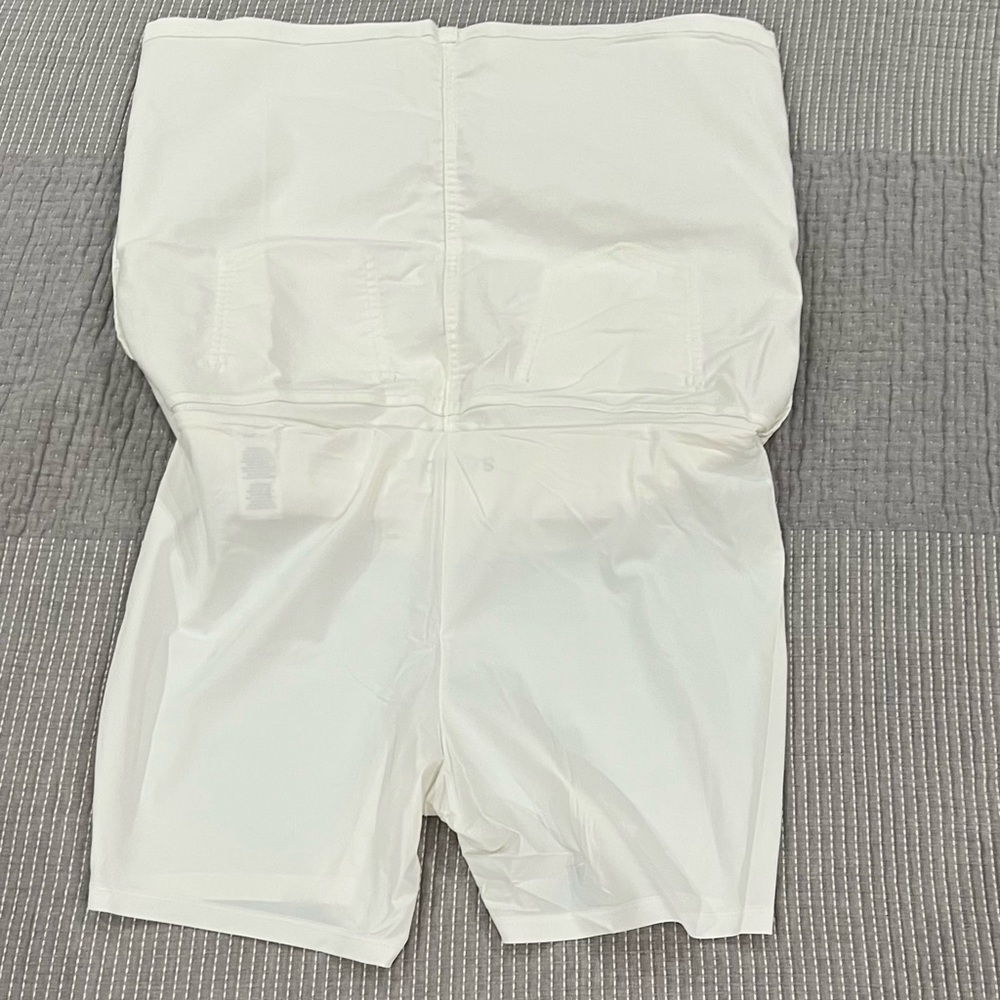 Chic White Mini Skirt/ Skort  for Women, SIZE XL - Picture 7 of 8